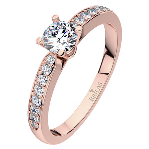 Lenka R Briliant - zásnubní prsten z růžového zlata 